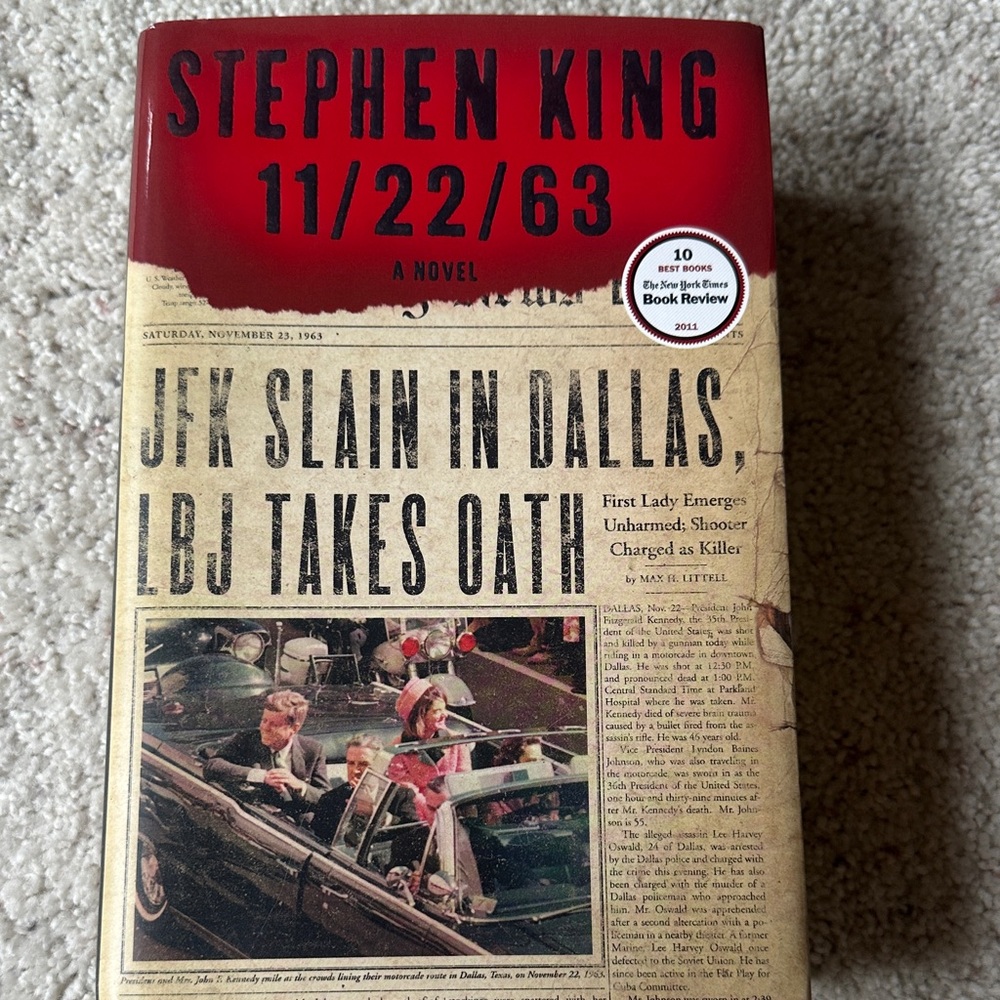 Stephen King Red and Beige Novel